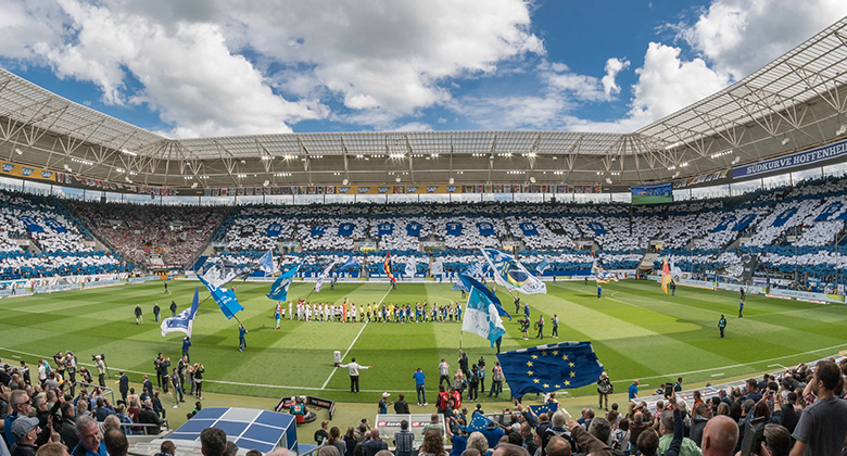 Mit ein bisschen Glück und guten Tipps, hast Du die Chance auf eine Dauerkarte für die Saison 2026/27. So kannst Du schon bald alle Heimspiele Deiner TSG live im Stadion verfolgen. 